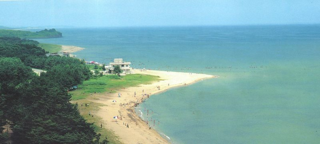 top best beaches in north korea