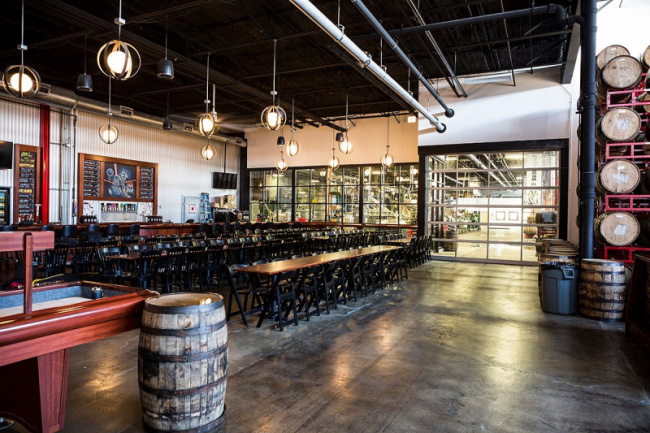 top best breweries and taprooms in chicago