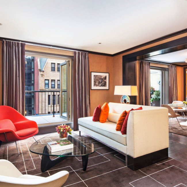 top best hotels in nyc with free stuff