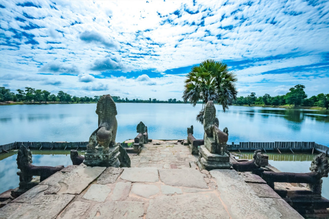 top best lakes to visit in cambodia