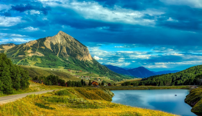top best small towns in colorado