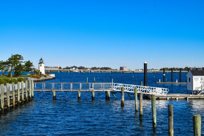 top best small towns in rhode island