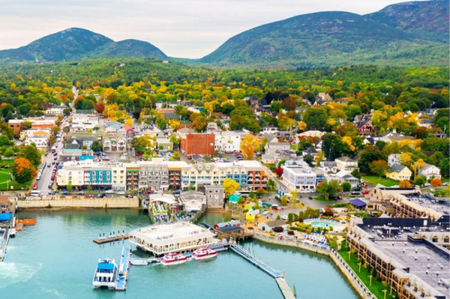 top best small towns to visit in the usa