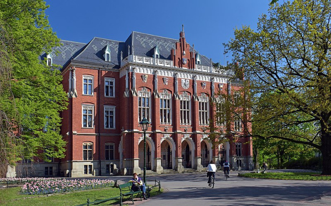 top best universities in poland