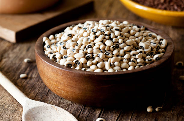 top health benefits of black-eyed peas (cowpeas)