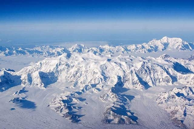 top highest mountains in canada