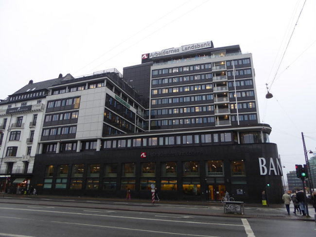 top largest banks in denmark
