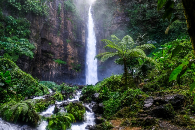 top most beautiful waterfalls in indonesia