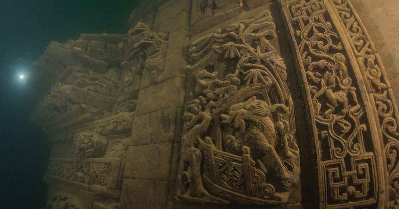 top most mysterious underwater buildings