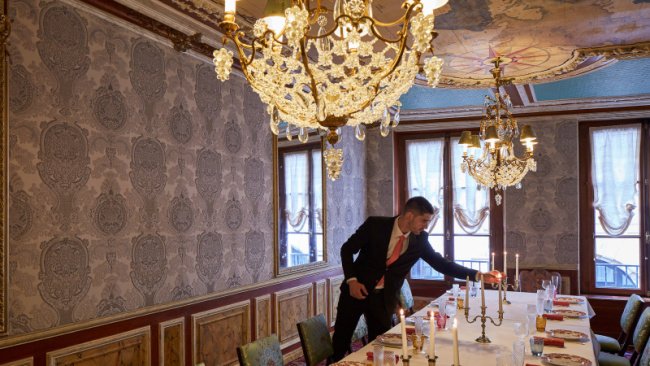 top oldest restaurants in paris