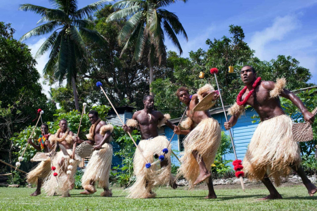 top reasons to visit fiji