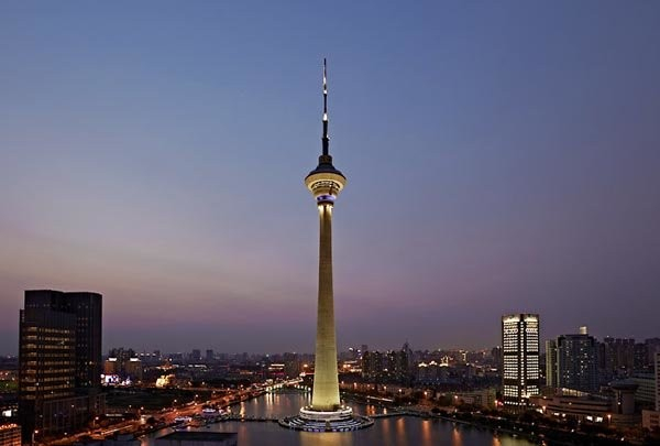 top world's tallest tv towers